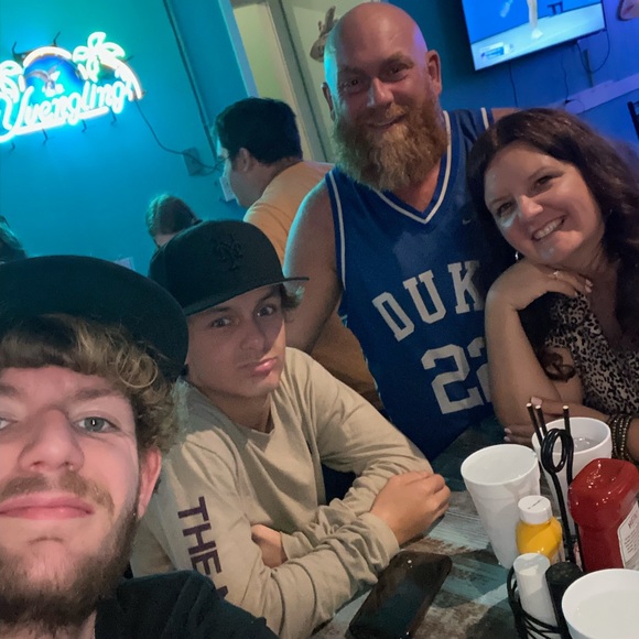 Meet your Posher, Tabitha - Picture 2 of 3